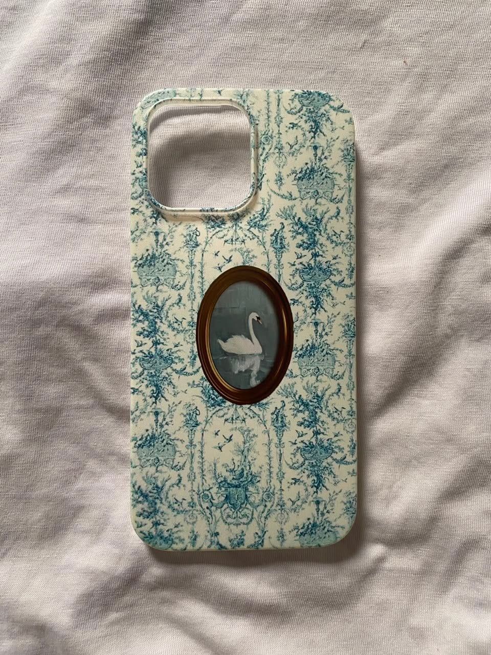 a duck 5-CASE UV
