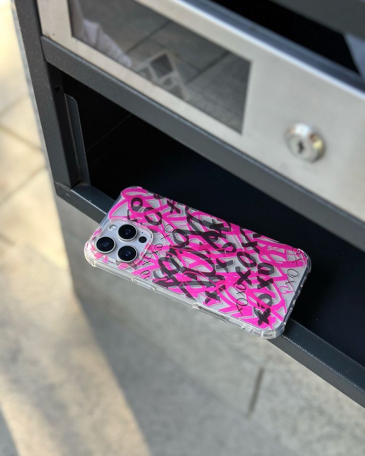 XOXO-CASE UV